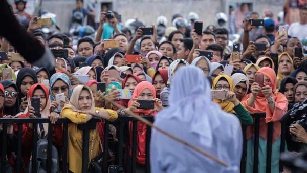 Pelanggar Syariat Islam di Lhokseumawe Aceh Dihukum Cambuk 300 Kali