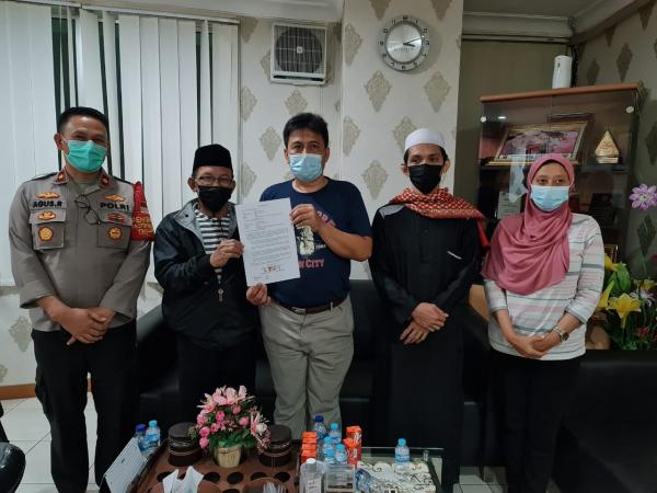 Usir Jamaah Salat Pakai Masker, Pengurus Masjid Bekasi: Ulama Lebih Tinggi dari Pemerintah